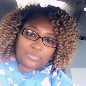 Meet your Posher, Sophia